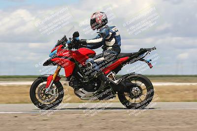 media/Apr-26-2024-TrackDaz (Fri) [[c4b677d280]]/B Group/120pm (Wheelie Bump)/